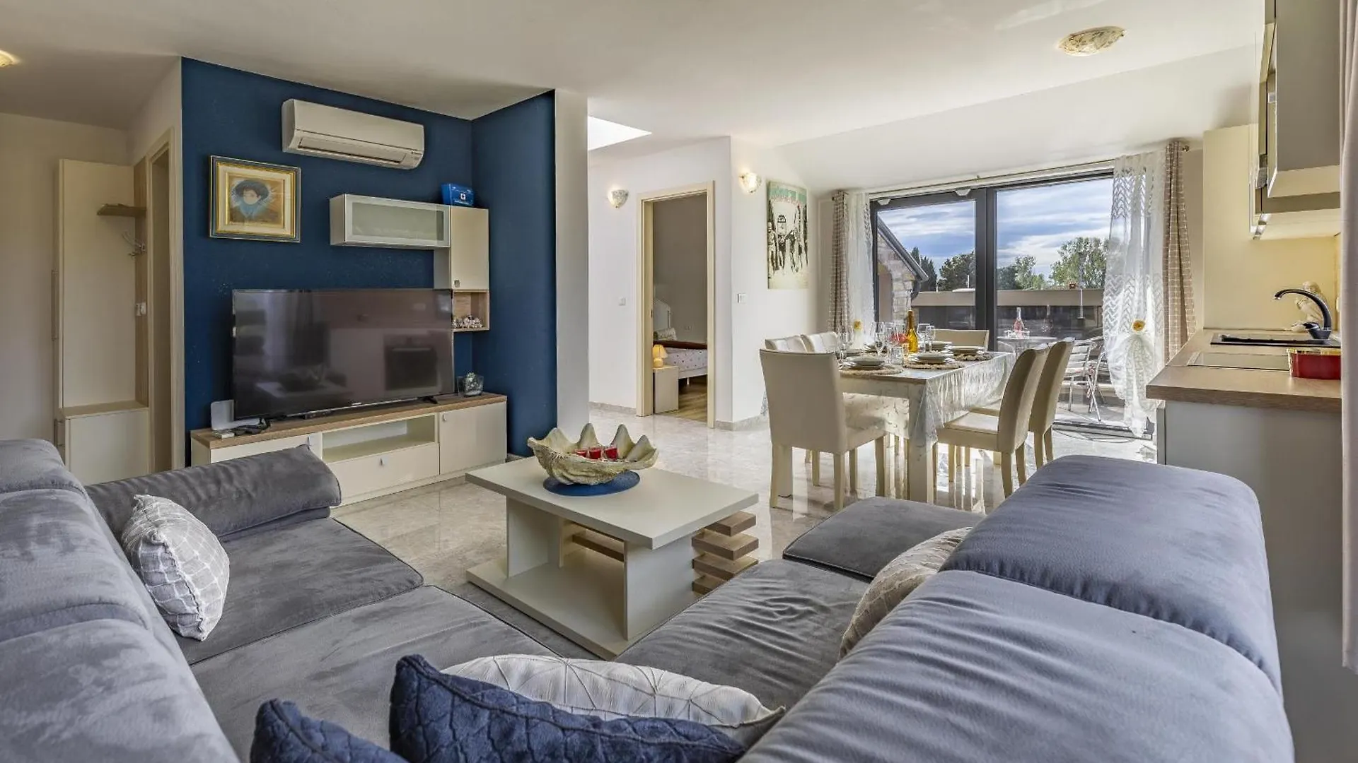 מדולין Sea View Bijeca Apartments