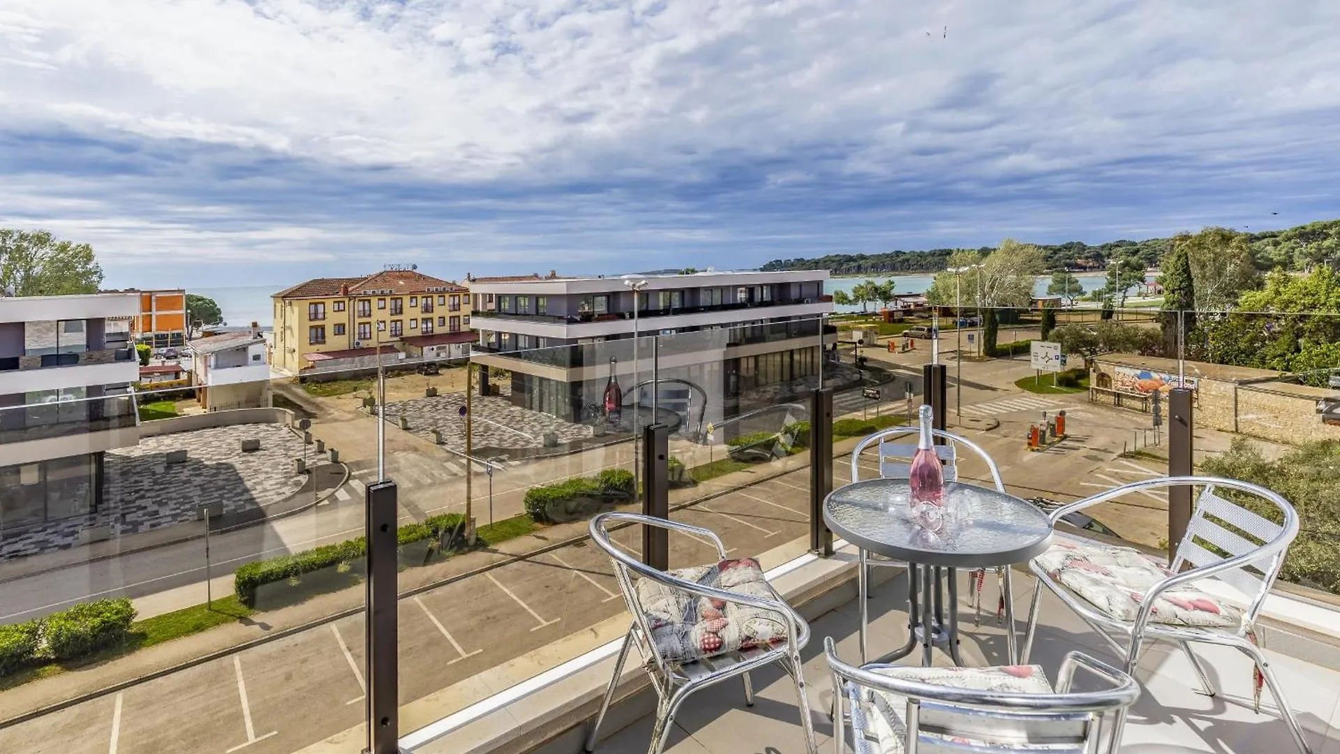 מדולין Sea View Bijeca Apartments