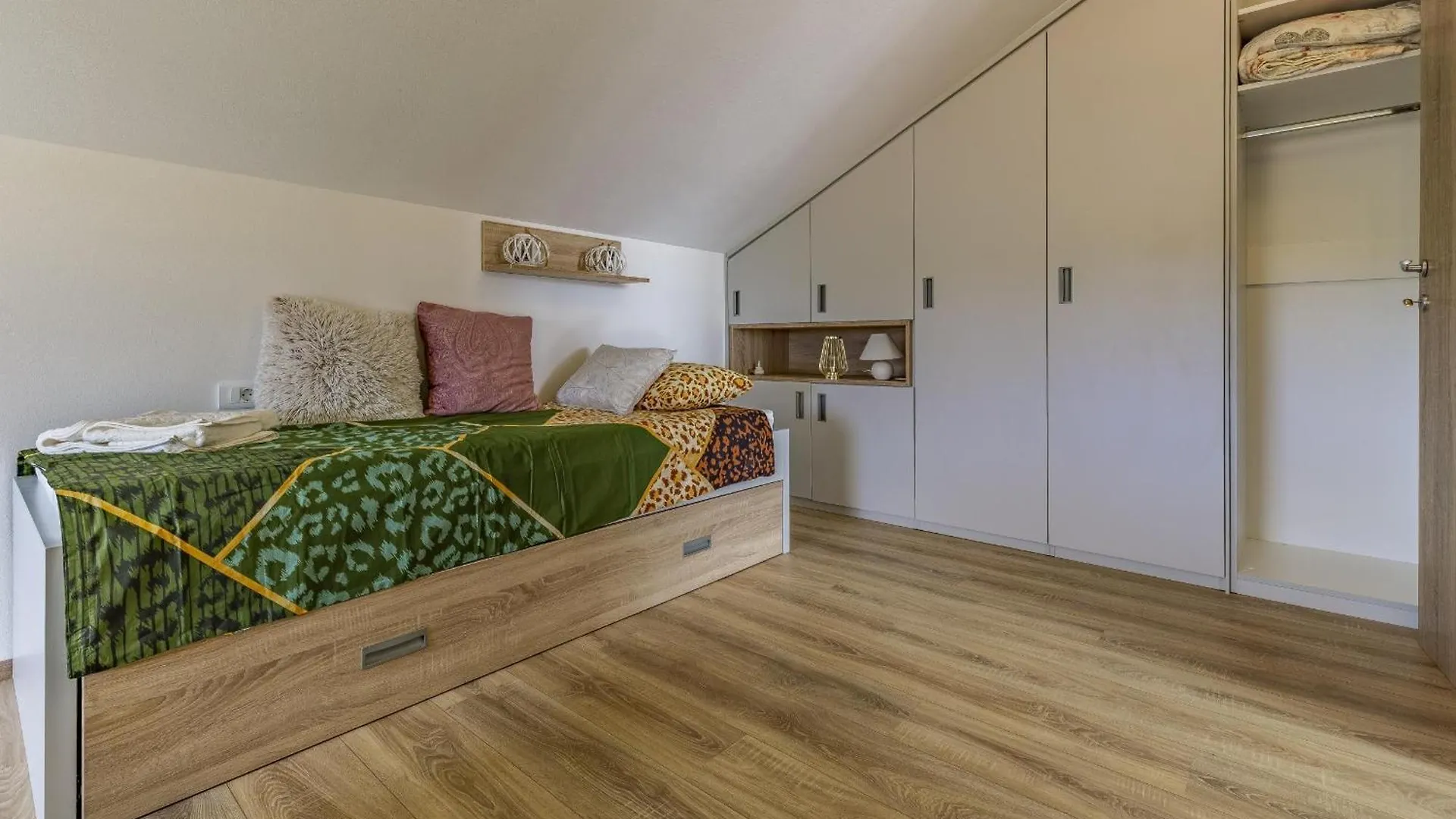 מדולין Sea View Bijeca Apartments